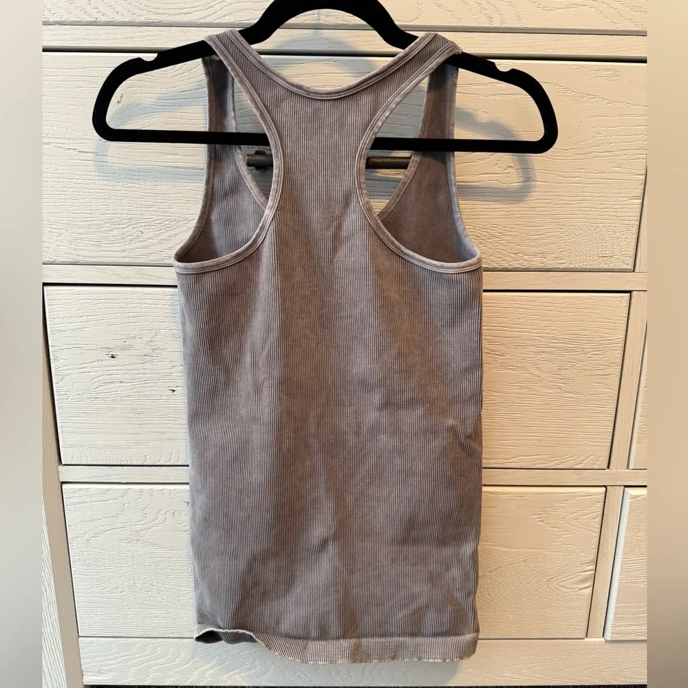 Like New LoveSteady Bao Bei HUG Support Tank The Perfect Postpartum Tank M/L - Picture 2 of 2